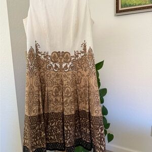 Jones New York Brown and Cream Patterned Midi Dress